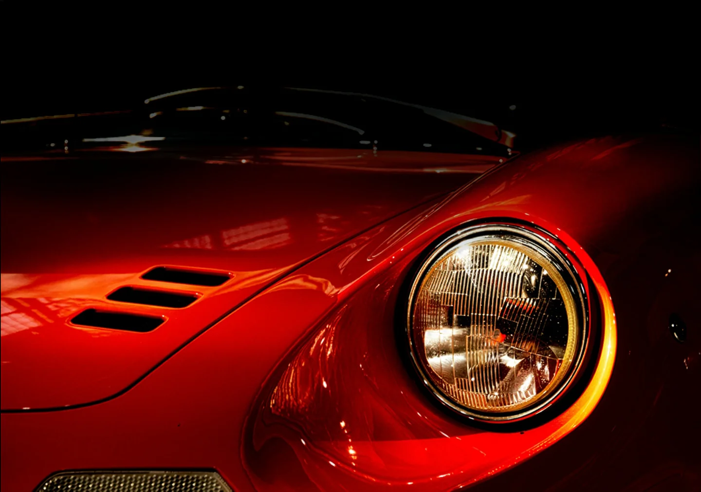 Ferrari headlight captured in defence-grade 3D scan detail